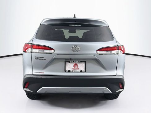 Used 2025 Toyota Corolla Cross L FWD image 8
