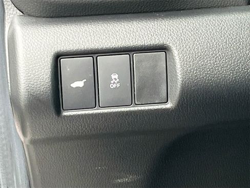 Used 2025 Honda Pilot EX-L image 10