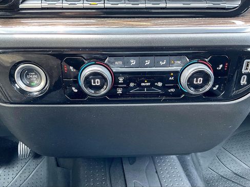 Used 2023 Chevrolet Silverado 1500 LT w/ Protection Package AWD/4WD image 29