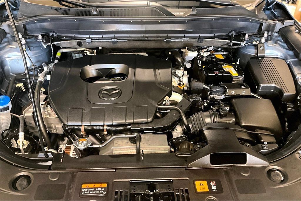 Used 2025 MAZDA CX-5 Carbon Edition AWD/4WD image 10