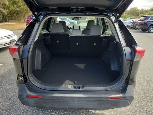 Used 2023 Toyota RAV4 XLE Premium image 19