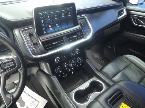 Used 2024 Chevrolet Tahoe LT w/ Luxury Package image 16