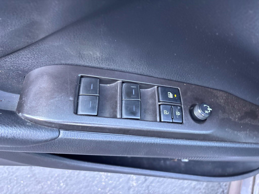 Used 2023 Toyota Camry LE FWD image 14