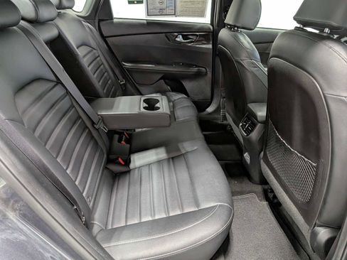 Used 2022 Kia Forte GT-Line w/ GT-Line Premium Package image 40