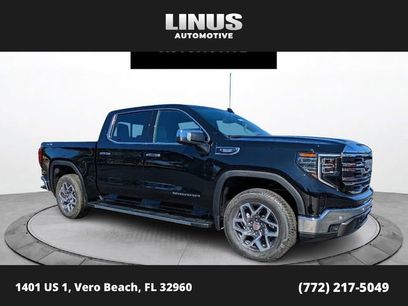 New 2026 GMC Sierra 1500 SLT w/ SLT Premium Package