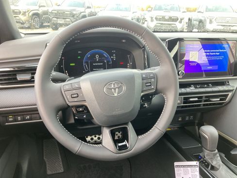 Certified 2026 Toyota Camry SE image 11