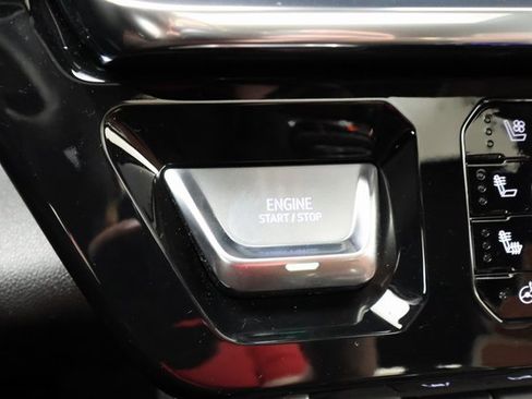 Used 2025 GMC Sierra 1500 Denali Ultimate image 18