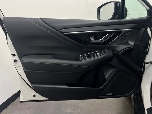 Used 2024 Subaru Outback Limited image 10