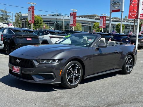 Used 2024 Ford Mustang Premium RWD image 3