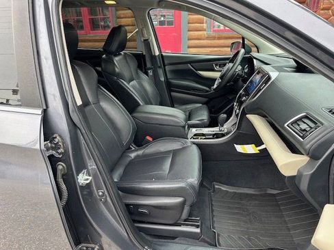 Used 2022 Subaru Ascent Limited w/ Technology Package image 31