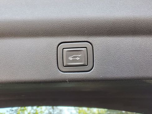 Used 2025 Cadillac Escalade IQ Sport 2 AWD/4WD image 44