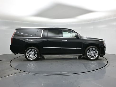 Used 2016 Cadillac Escalade ESV Platinum image 26