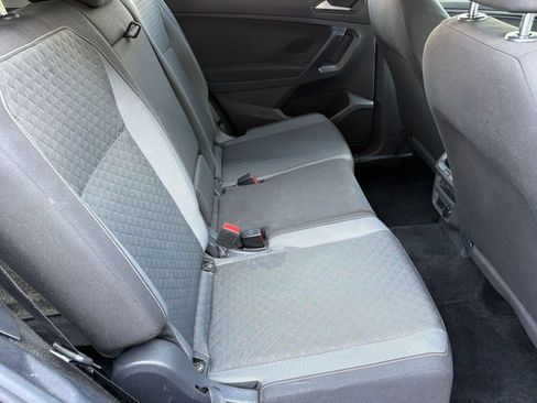 Used 2021 Volkswagen Tiguan S FWD image 24