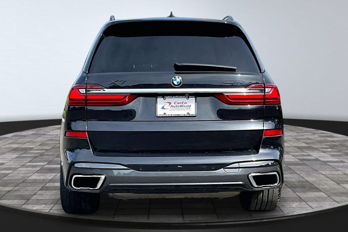 Used 2019 BMW X7 xDrive50i w/ M Sport Package AWD/4WD image 6