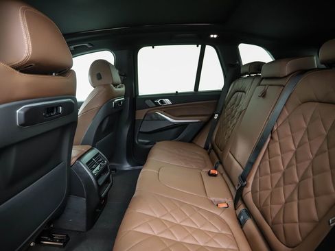 New 2026 BMW X5 xDrive40i w/ Executive Package image 22