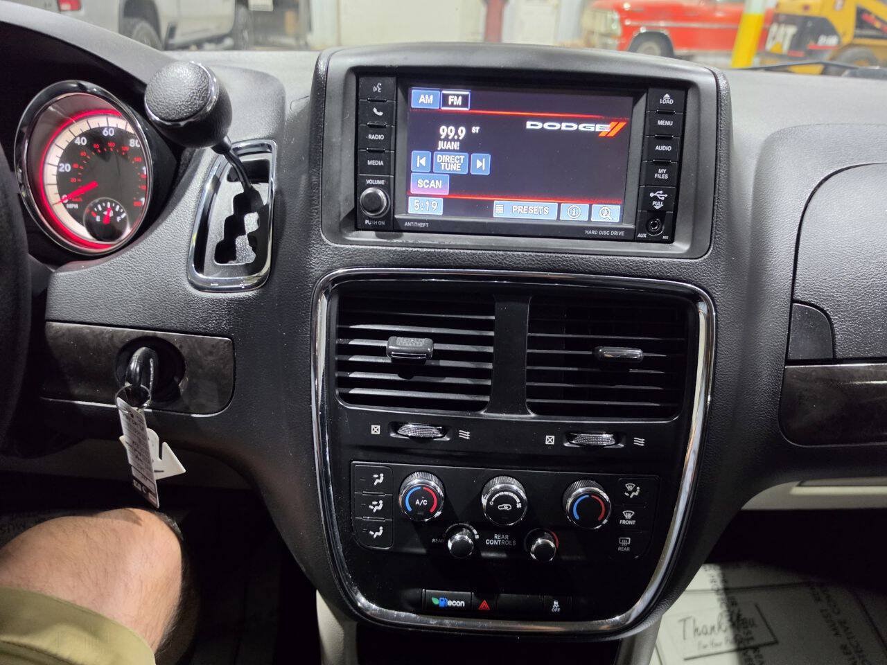 Used 2017 Dodge Grand Caravan SE w/ Power Window Group FWD image 38