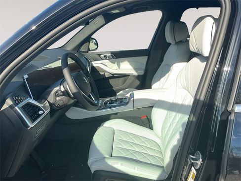 New 2026 BMW X5 xDrive40i image 9