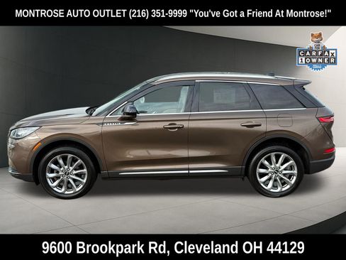 Used 2022 Lincoln Corsair AWD w/ Premium Package image 8