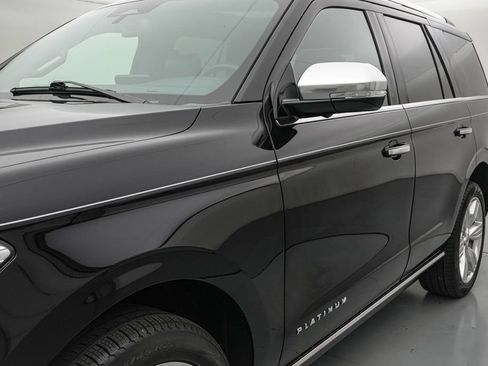Certified 2024 Ford Expedition Platinum AWD/4WD image 11