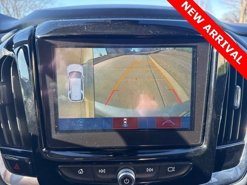 Used 2018 Chevrolet Traverse Premier w/ Driver Confidence II Package image 18