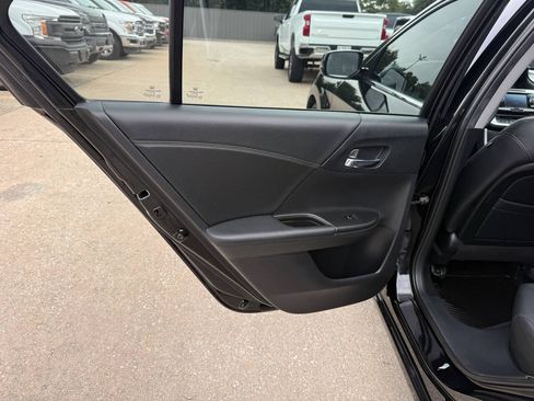 Used 2013 Honda Accord EX-L image 14