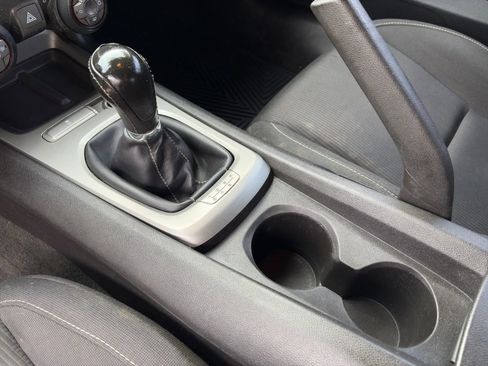 Used 2013 Chevrolet Camaro SS RWD image 16