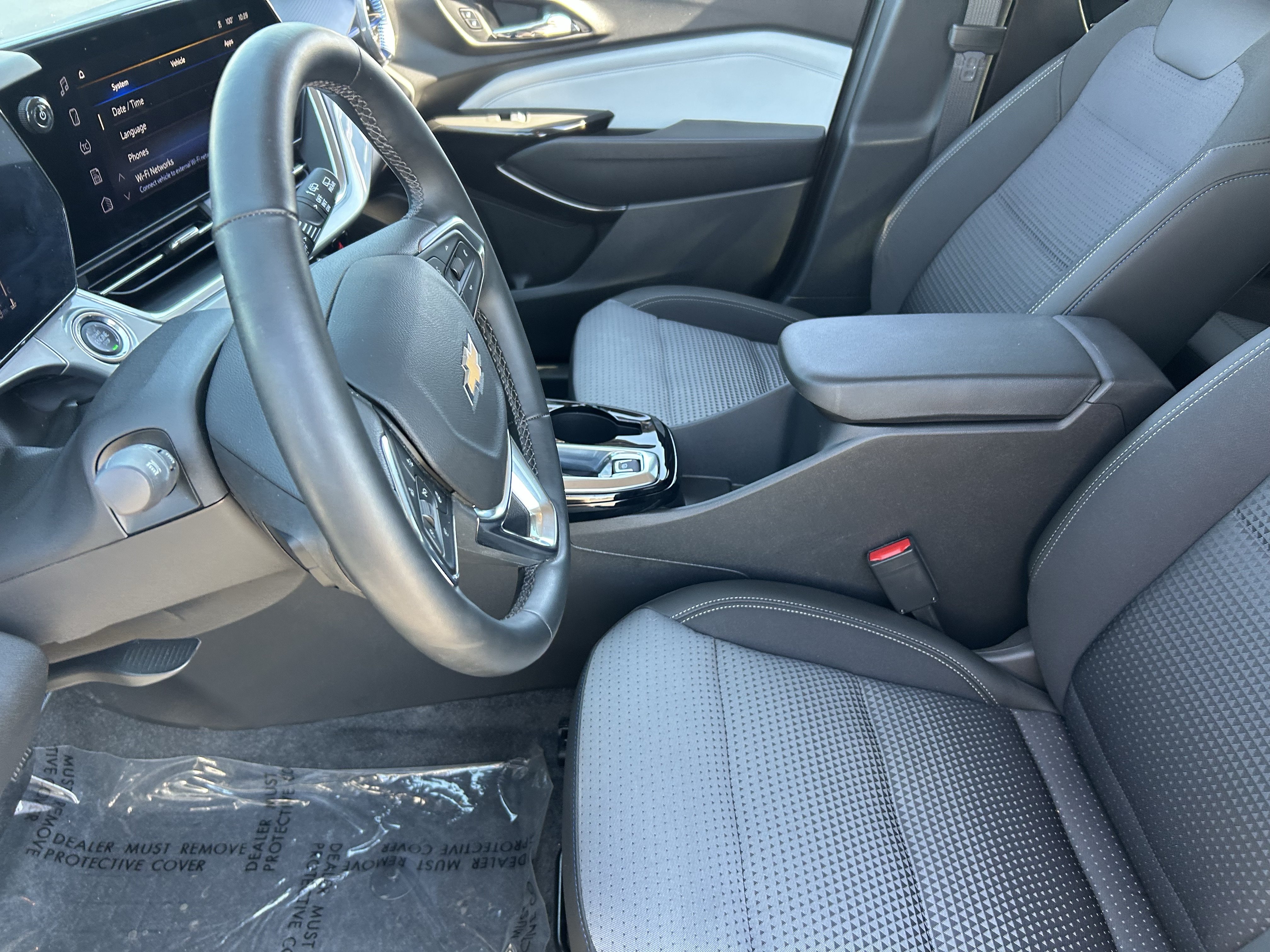 Used 2025 Chevrolet Trax LT w/ Driver Confidence Package FWD image 27