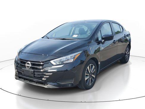 Used 2025 Nissan Versa SV FWD image 3