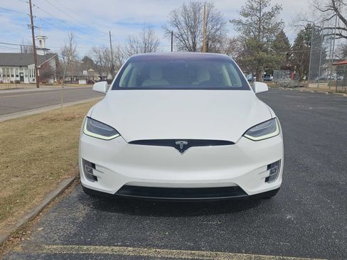 Used 2017 Tesla Model X 75D image 8