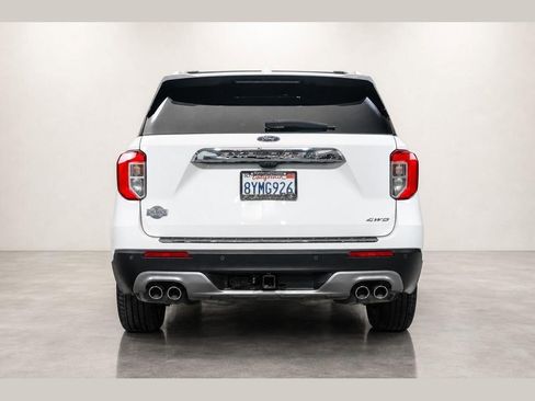 Used 2021 Ford Explorer King Ranch w/ Premium Technology Package AWD/4WD image 12