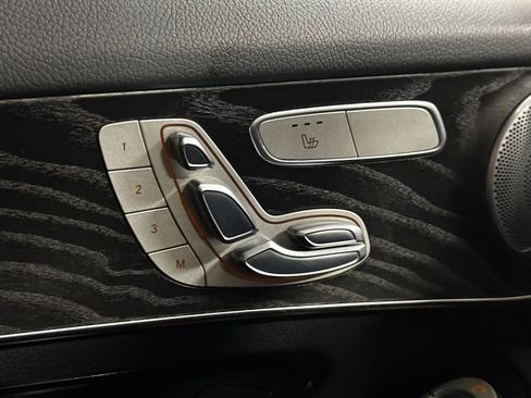 Used 2018 Mercedes-Benz GLC 300 4MATIC Coupe image 33