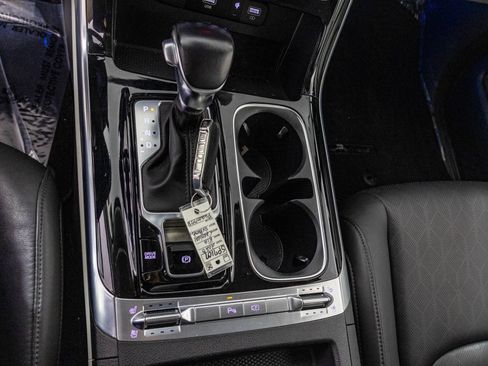 Used 2023 Kia Carnival SX image 27