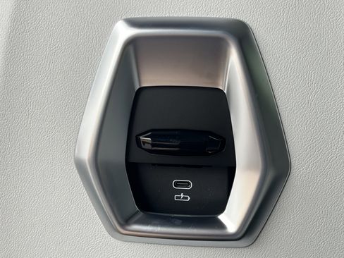 New 2026 BMW XM Label Red image 18