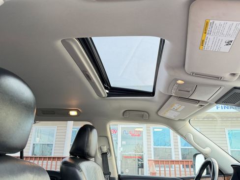 Used 2021 Nissan Armada SL w/ Captain's Chairs Package image 54