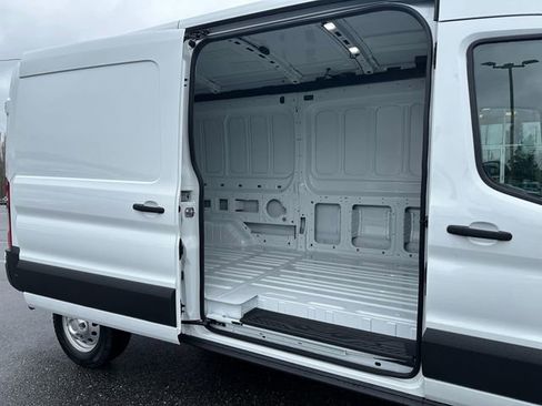 New 2026 Ford Transit 250 148 Medium Roof Extended AWD w/ Exterior Upgrade Package image 21