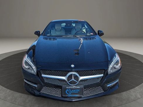 Used 2014 Mercedes-Benz SL 550 image 4
