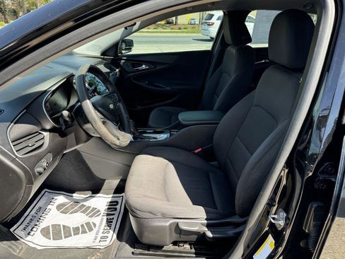 Used 2019 Chevrolet Malibu LS image 13