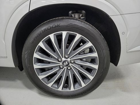 Used 2024 Hyundai Palisade Calligraphy image 8