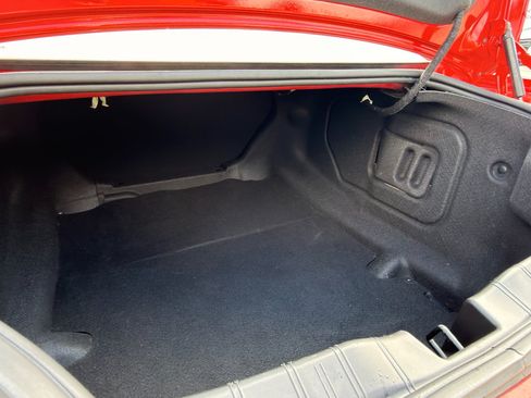 Used 2022 Chevrolet Camaro ZL1 RWD image 19