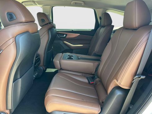 Certified 2024 Acura MDX SH-AWD w/ Technology Package image 14