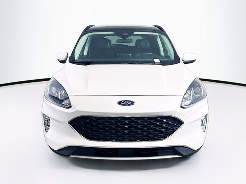 Used 2022 Ford Escape SEL w/ Technology Package image 2