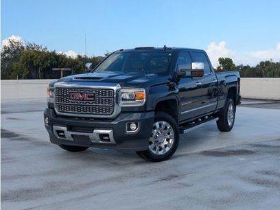 Used 2019 GMC Sierra 2500 Denali w/ Duramax Plus Package