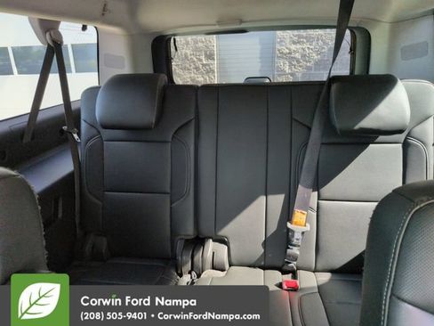 Used 2019 Chevrolet Suburban Premier w/ RST Edition AWD/4WD image 27