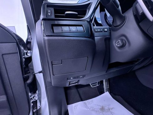 Used 2023 Lexus ES 350 F Sport w/ Accessory Package (Z2) image 16