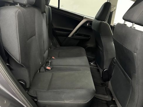 Used 2018 Toyota RAV4 XLE w/ Plus Extra Value Package AWD/4WD image 28