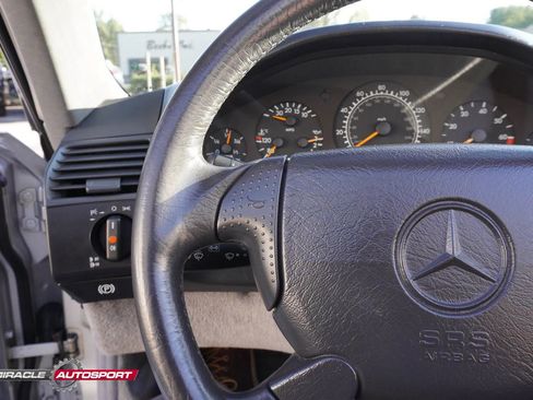 Used 1998 Mercedes-Benz SL 500 image 34
