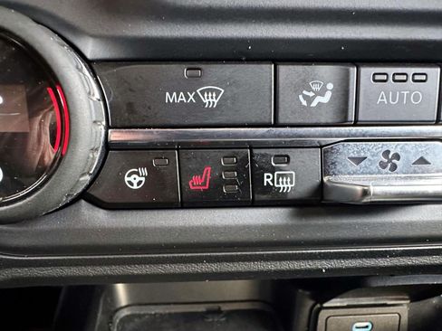 Used 2025 Ford Bronco Outer Banks w/ Sasquatch Package AWD/4WD image 23