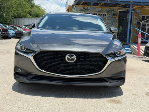 Used 2022 MAZDA MAZDA3 s FWD image 2