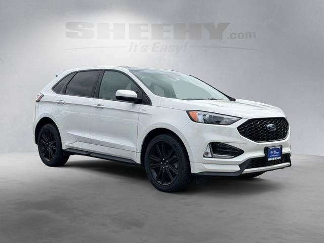 Certified 2022 Ford Edge ST-Line AWD/4WD image 2