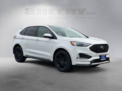 Certified 2022 Ford Edge ST-Line AWD/4WD image 2